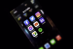 social media and Instagram promotion benefits